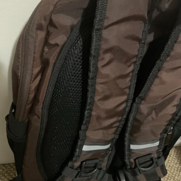 NWOT New Brandname: DAINTY Bookbag Backpack Diaper Bag Chocolate Brown - Picture 4 of 10